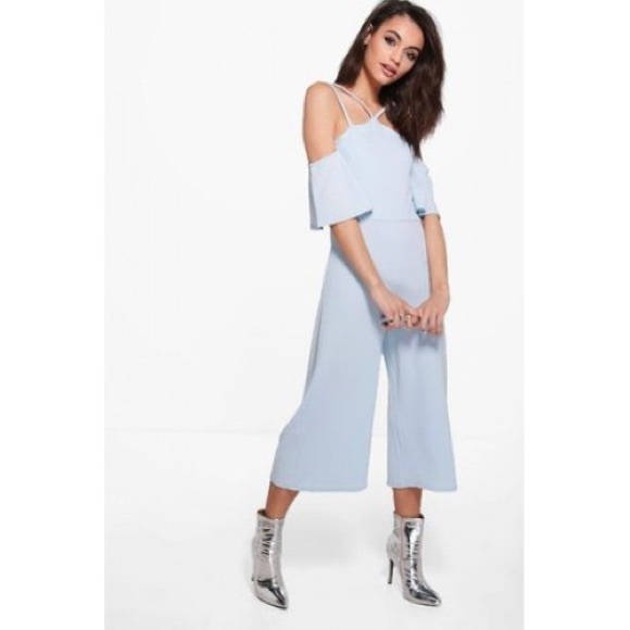 NWT Boohoo “Rosie” off shoulder culotte jumpsuit - Picture 4 of 8